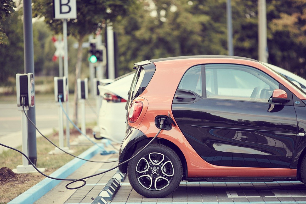 Bis zu 500 Elektroautos in einem Antrag – KBA und BAFA beschleunigen die E-Auto-Prämie