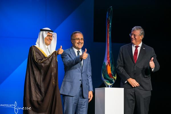 Dewhurst Award from left to right: HRH Abdulaziz bin Salman Al Saud, Minister of Energy of Saudi Arabia; Amin Nasser, President and CEO, Aramco; Pedro Miras, President, WPC Energy