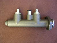 Hauptbremszylinder Zweikreis 353W/1,3 (Repro)