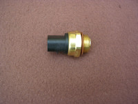 Thermoschalter für Kühlerlüfter / W-353W Frontkühler