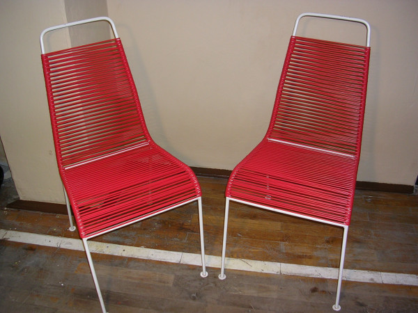 2 Stück Spagetti-Stühle