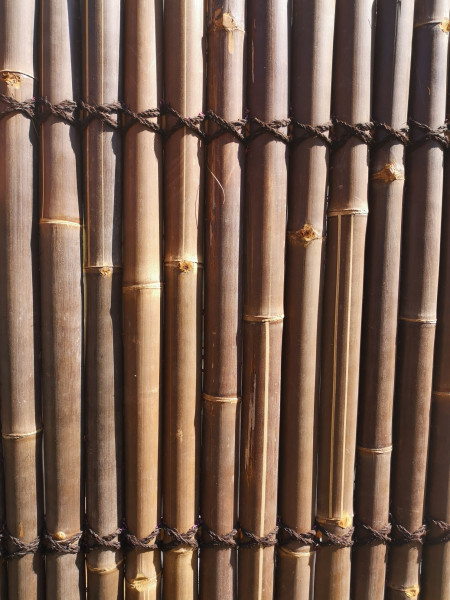 Bambus Sichtschutz, halbes Rohr, 200 cm hoch, 90 cm breit, dunkel, Mindestbestellmenge: 5 Stück