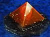 Rote Pyramide