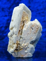 Weißer Orthoklas Kristall mit Aquamarinen