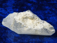 Bergkristall mit Turmalinnadeln