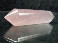Rosenquarz Vogel Cut Kristall 24-seitig