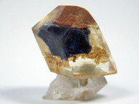 Sodalith Polyeder mit Bergkristall