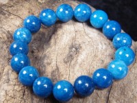 Armband aus blauem Apatit