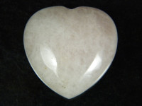 Rosenquarz Herz poliert