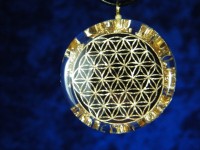 Flower of life Anhänger mit Gold