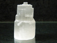 Selenit Kristall stehend