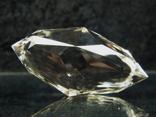 Purana Phi-Kristall 144-seitig aus Bergkristall