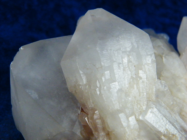 Artischockenquarz Bergkristallstufe  aus Madagaskar