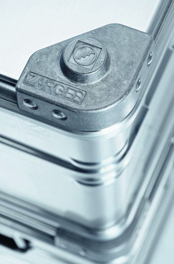 Aluminiumbehälter K 470-AKKU SAFE L600xB600xH250mm 67l ZARGES