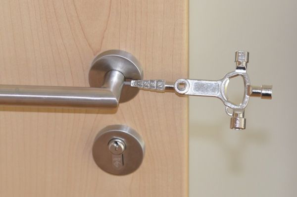 Bau-Schaltschrankschlüssel 13 Funktionen integr.Flaschenöffner PROMAT