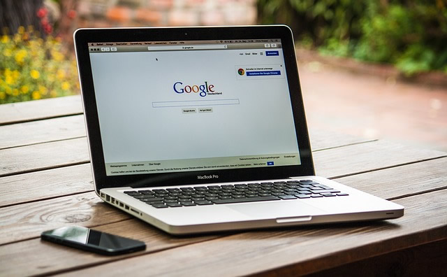 Google: Bald getrennte Suchergebnisse für Desktop und Mobile